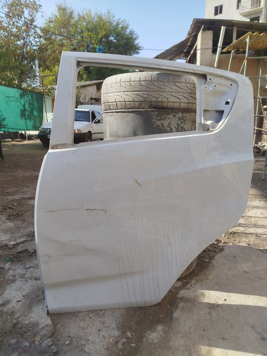 Spark eshik двер orqa chap