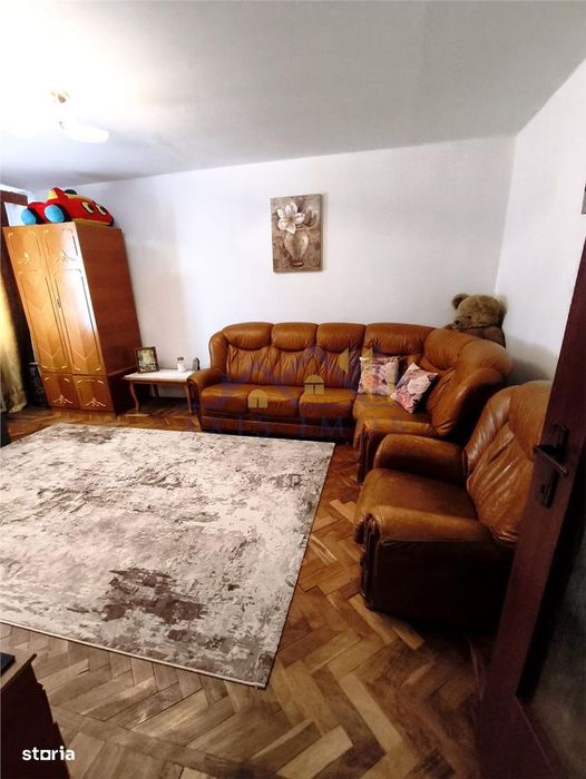 Apartamet 3 camere conf 1 semidecomandat zona Micro 3