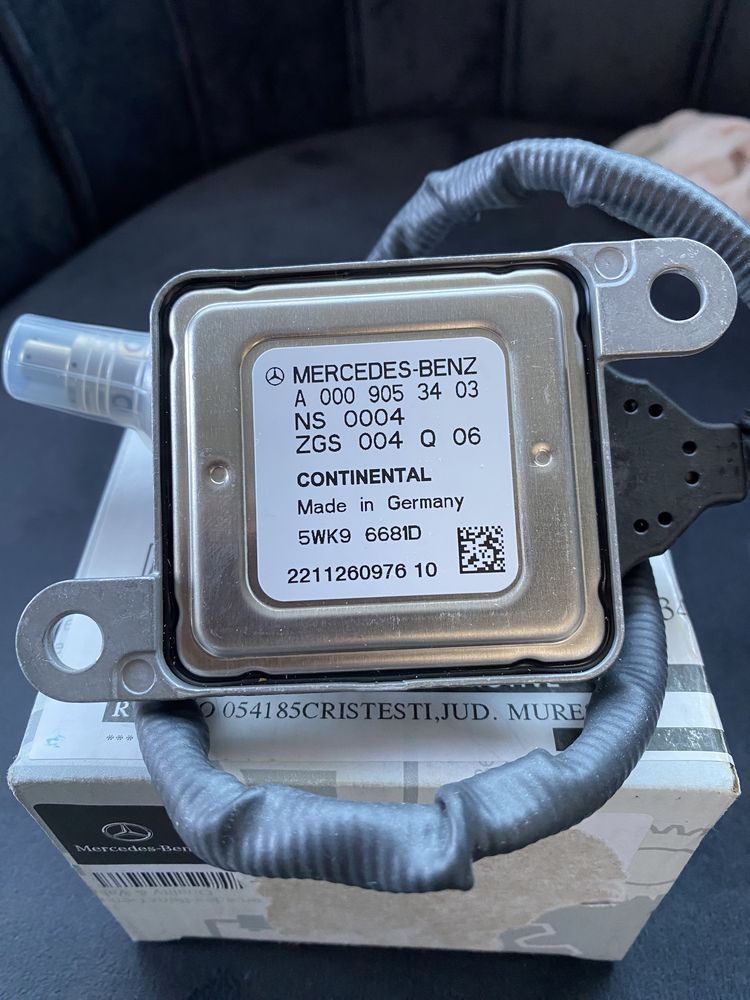 Senzor NOx injectie aditiv OE MERCEDES-BENZ A0009053403