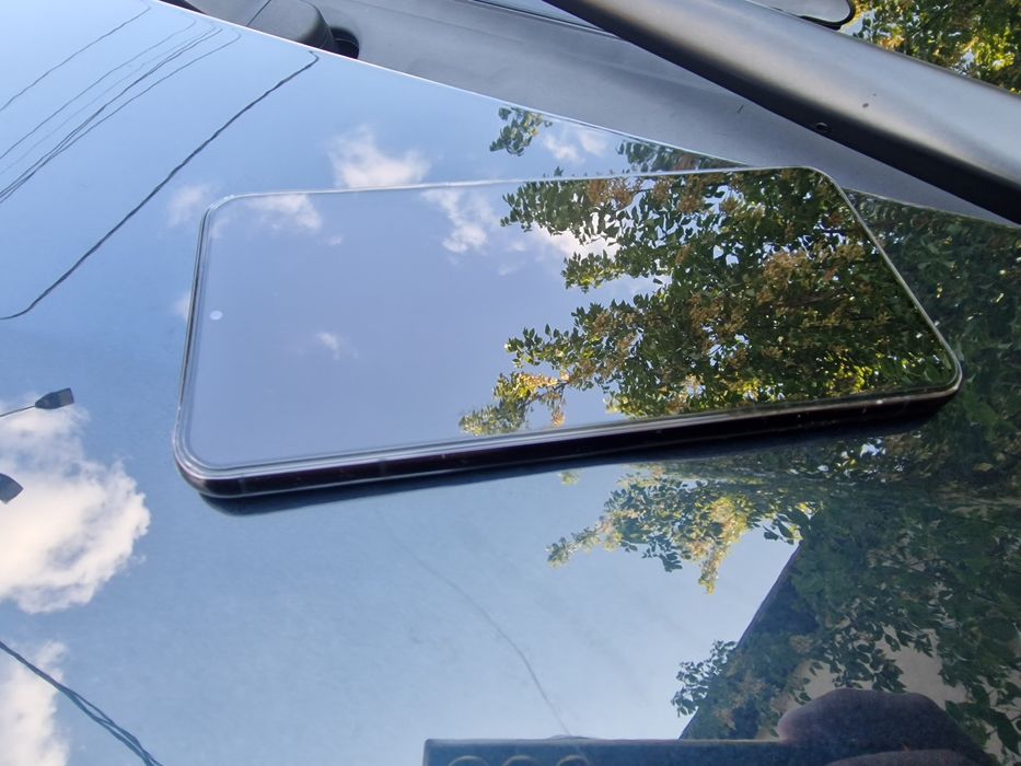 SAMSUNG GALAXY S22 PLUS 128GB negru impecabil  , folie pe ecran ,