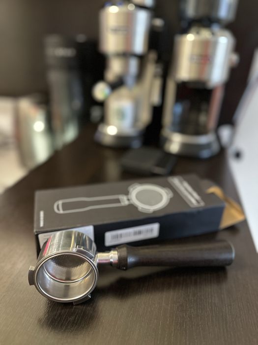 Портафилтър 51 mm /Черно дърво /Delonghi Dedica