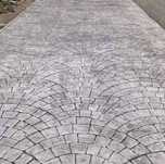 Beton amprentat – pavaj decorativ pentru curți, alei și terase!