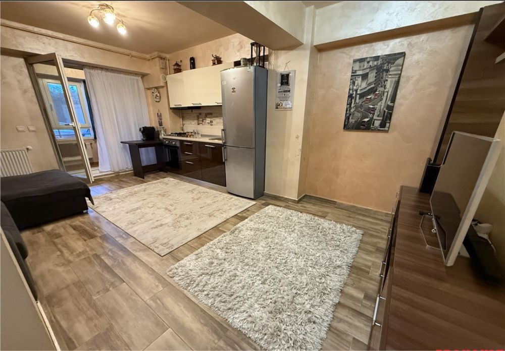 Apartament cu o cameră – 51 m², zonă centrală Bacău