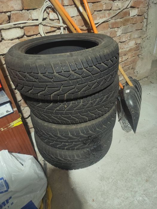 215 55 R17 зимни гуми дот.24