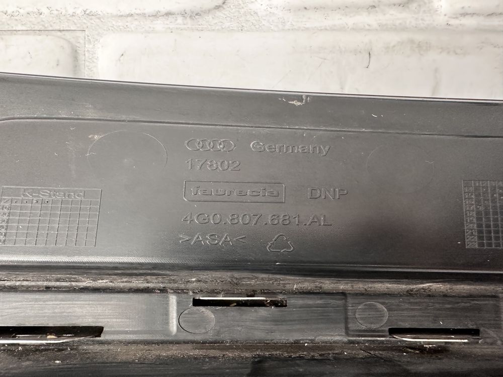 Лява решетка AUDI A6 C7 ALLROAD Фейслифт 4G0807647M 4G0807681AL