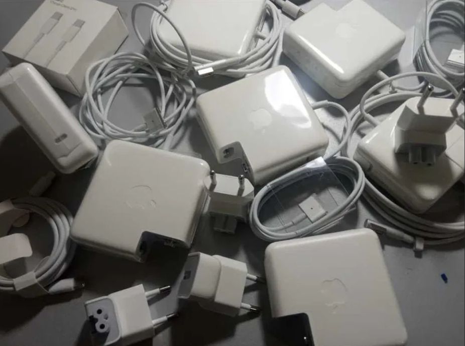 для макбука на Magsafe 1/2 или для Type-c Зарядка, блок питания