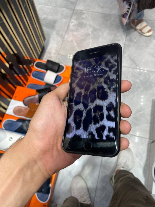 IPhone 7+ 128 jet black