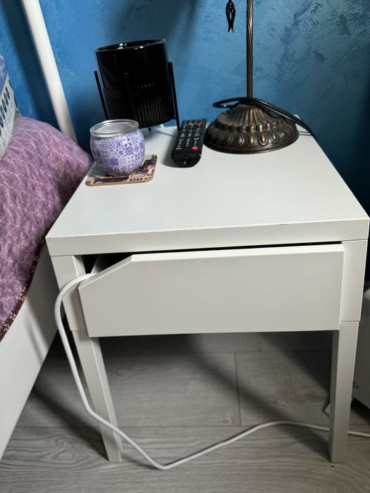 Noptiera metalica Ikea SELJE