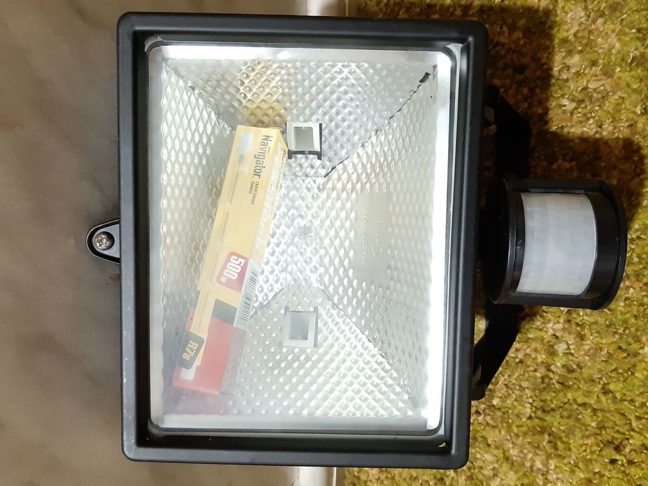 Прожектор с датчиком движения 500 W