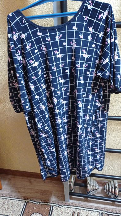 Продам платья. Большой размер