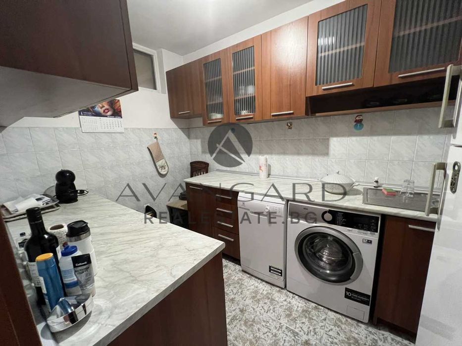 Продава се Тристаен апартамент в Пловдив, Център - 117 кв.м за 2436 €/кв.м - Снимка #7