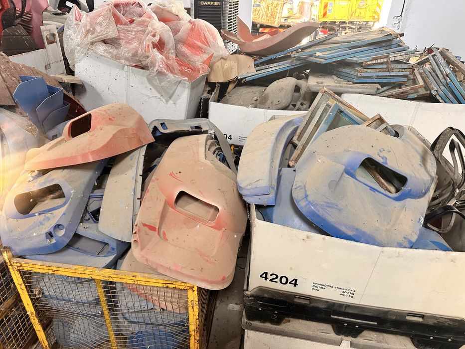 Aripi laterale cabina New Holland,steyr,Case