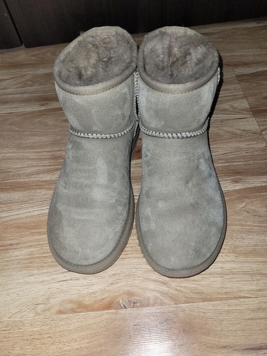 Ugg impermeabile 37