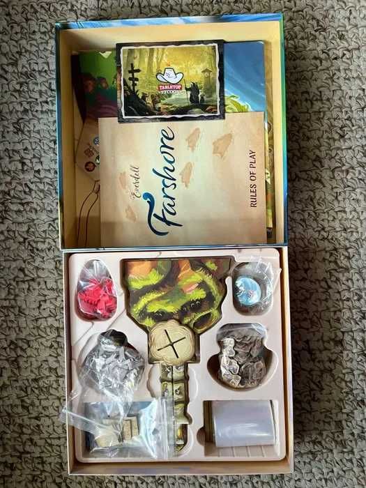 Joc de societate Farshore