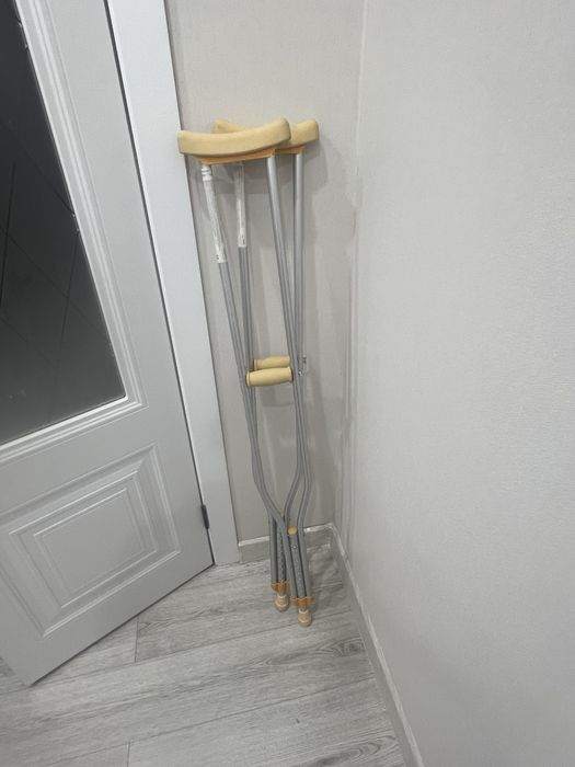 Продам костыли новые не пользовался