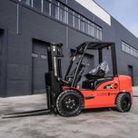 Бензиновый вилочный погрузчик Hangcha CPQD30-XRW22F кара