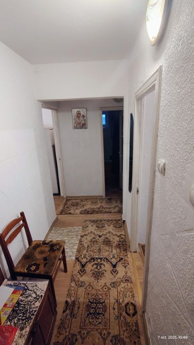 Apartament 2 camere decomandat, etaj 1, Obcini - strada Rulmentului