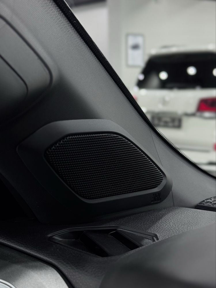 TOYOTA Sequoia iForce Max Capstone