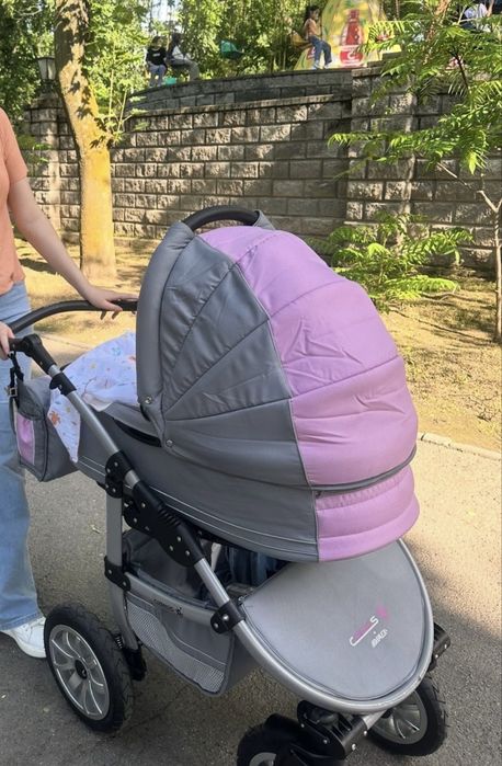 Продам детскую коляску