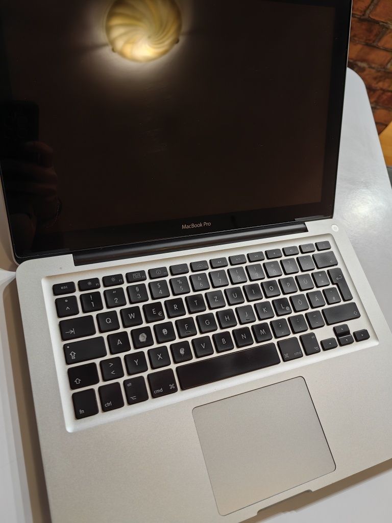 Macbook pro a1278 early 2011 i5