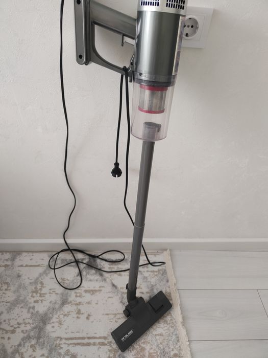 Пылесос компактный