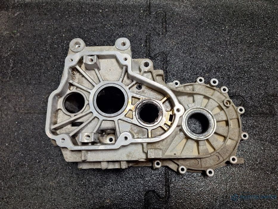 Carcasa cutie de viteze VOLKSWAGEN CADDY III Estate 2KB, 2KJ, 2CB, 2CJ 2004 - 2015 TDI BJB, BLS 0A4301103