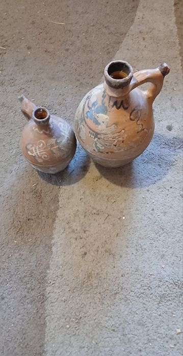 Vând obiecte colecție vechi de lut