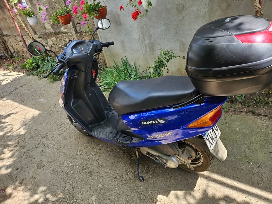 Honda Lead SCV 100