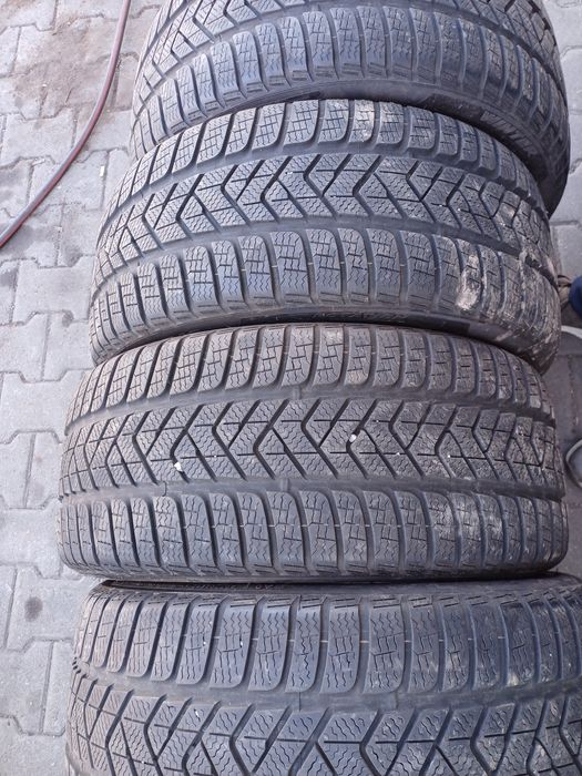 Гуми 245/40/18 Пирели