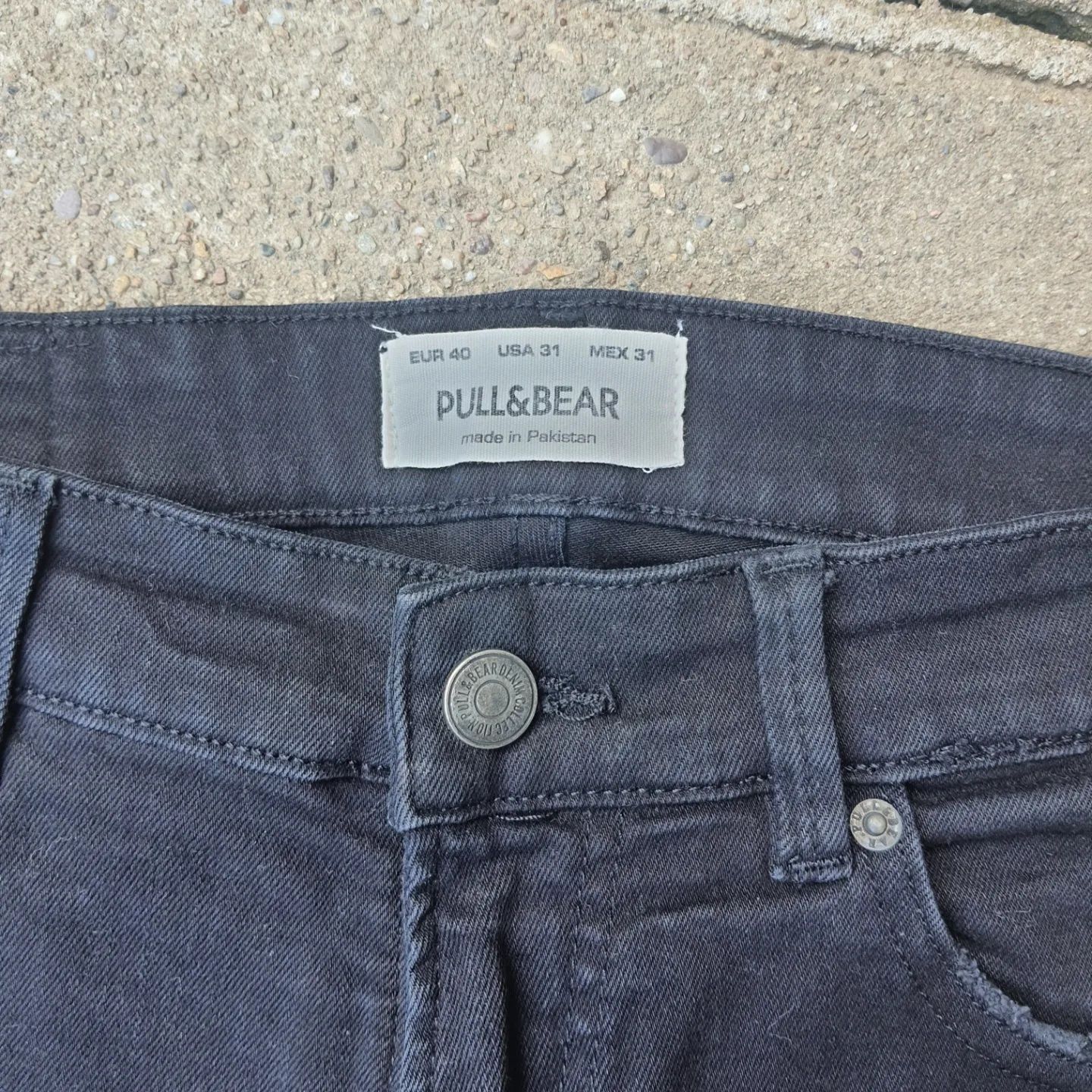 Blugi rupti pull and bear