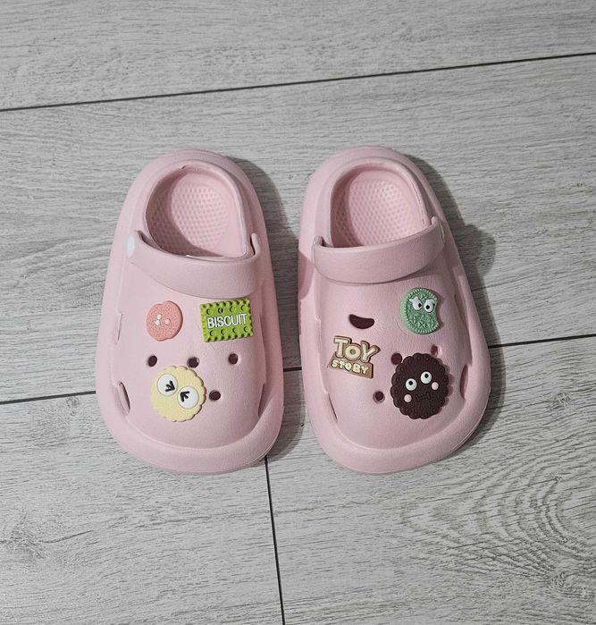 Papuci crocs, marime 24