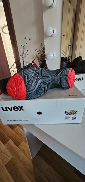 Papuci de lucru Uvex