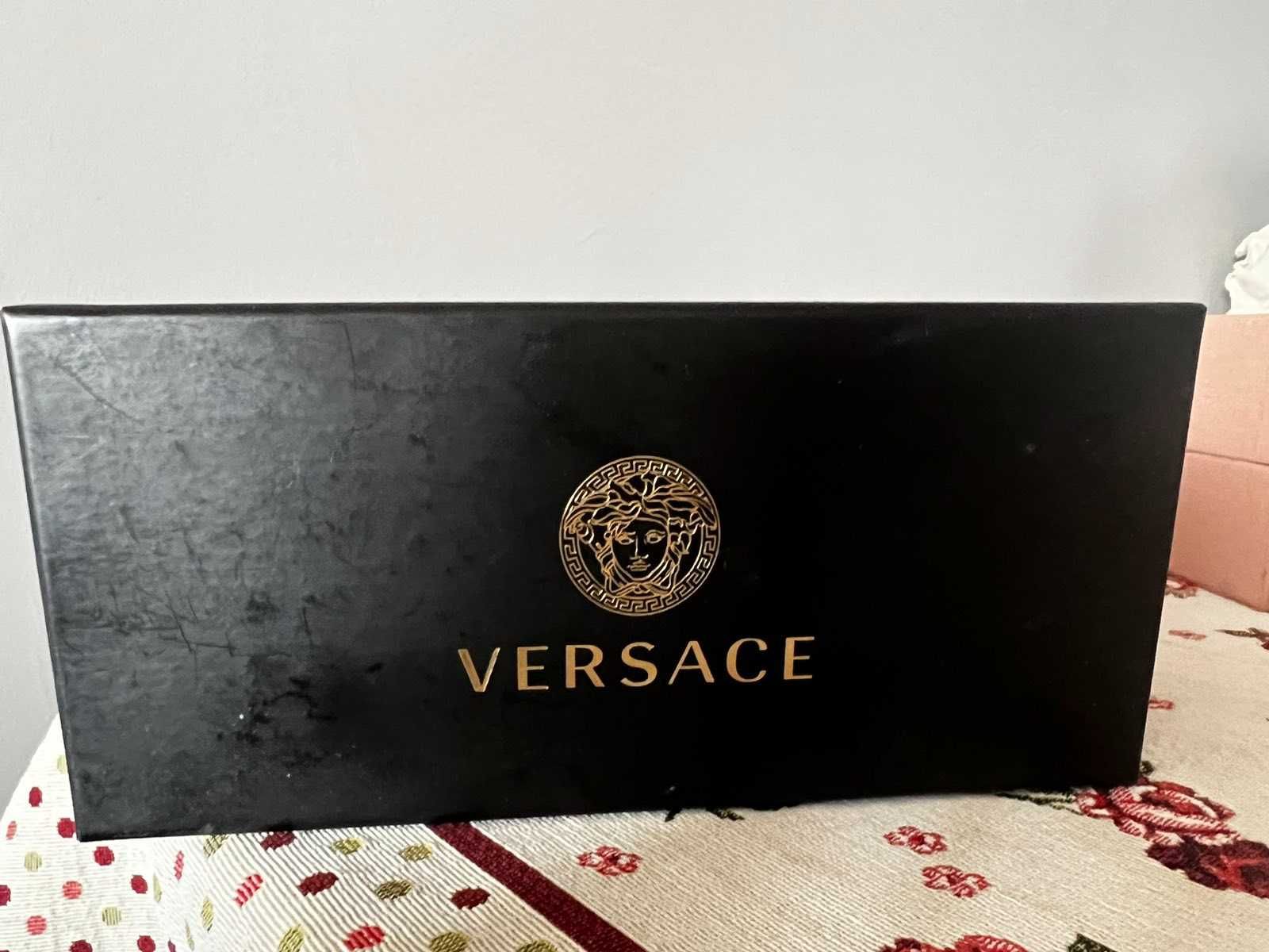 Кутии за очила, versace