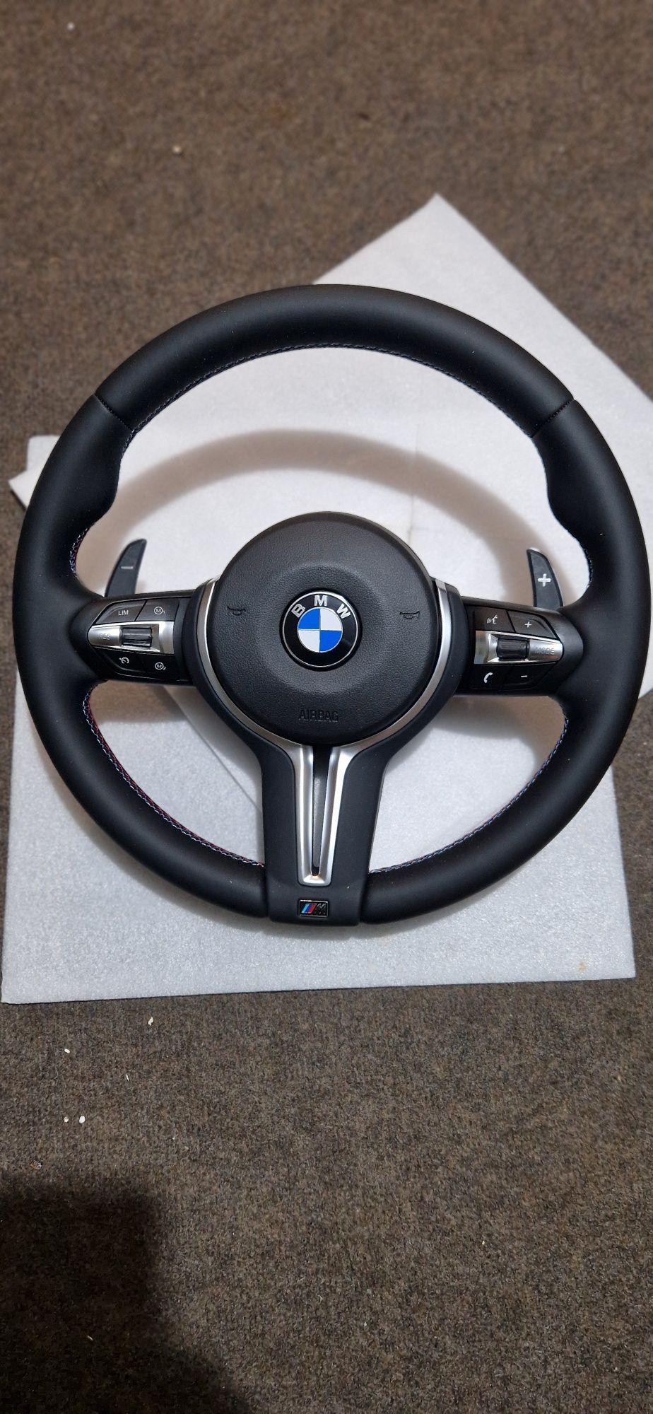 Volan NOU M BMV  G20 SI G30 CARBON SI toata gama F