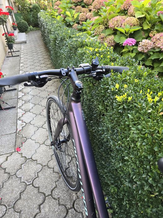 Specialized Sirrus M bicicleta oras femei