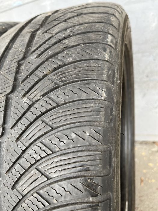 2 бр. зимни гуми 225/50/18 Michelin PA4 DOT 2616 4-4,5 mm