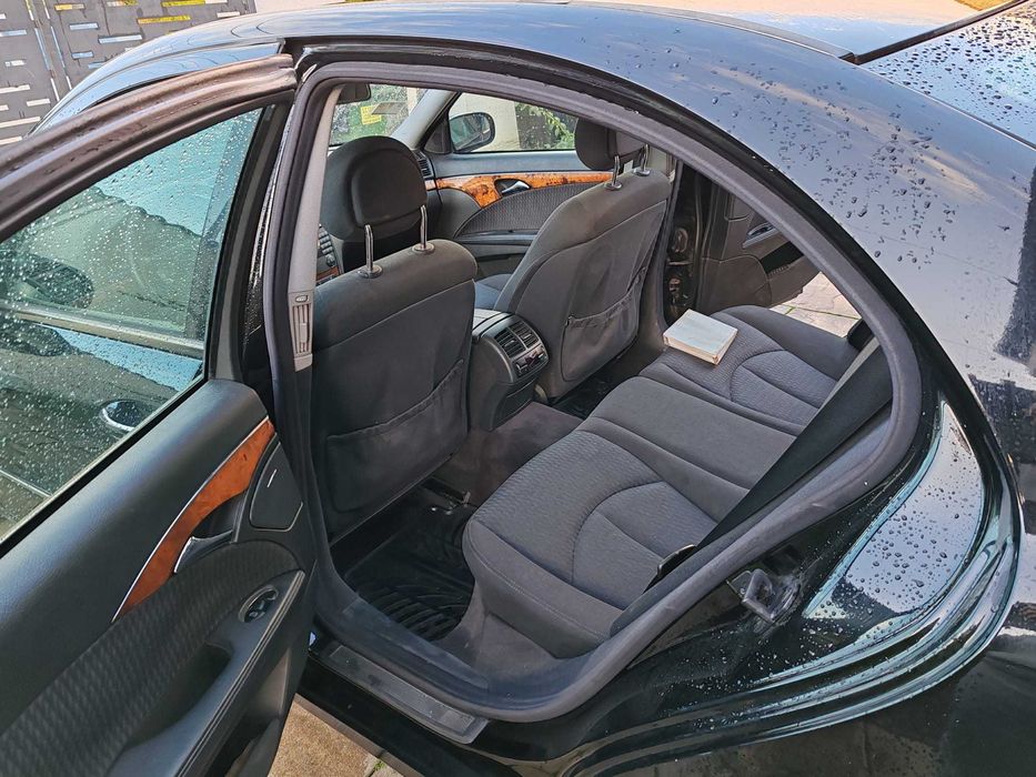 MERCEDES E 220 de vanzare- 2750 Euro