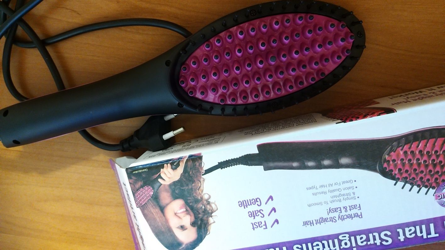 Нова електрическа четка за коса