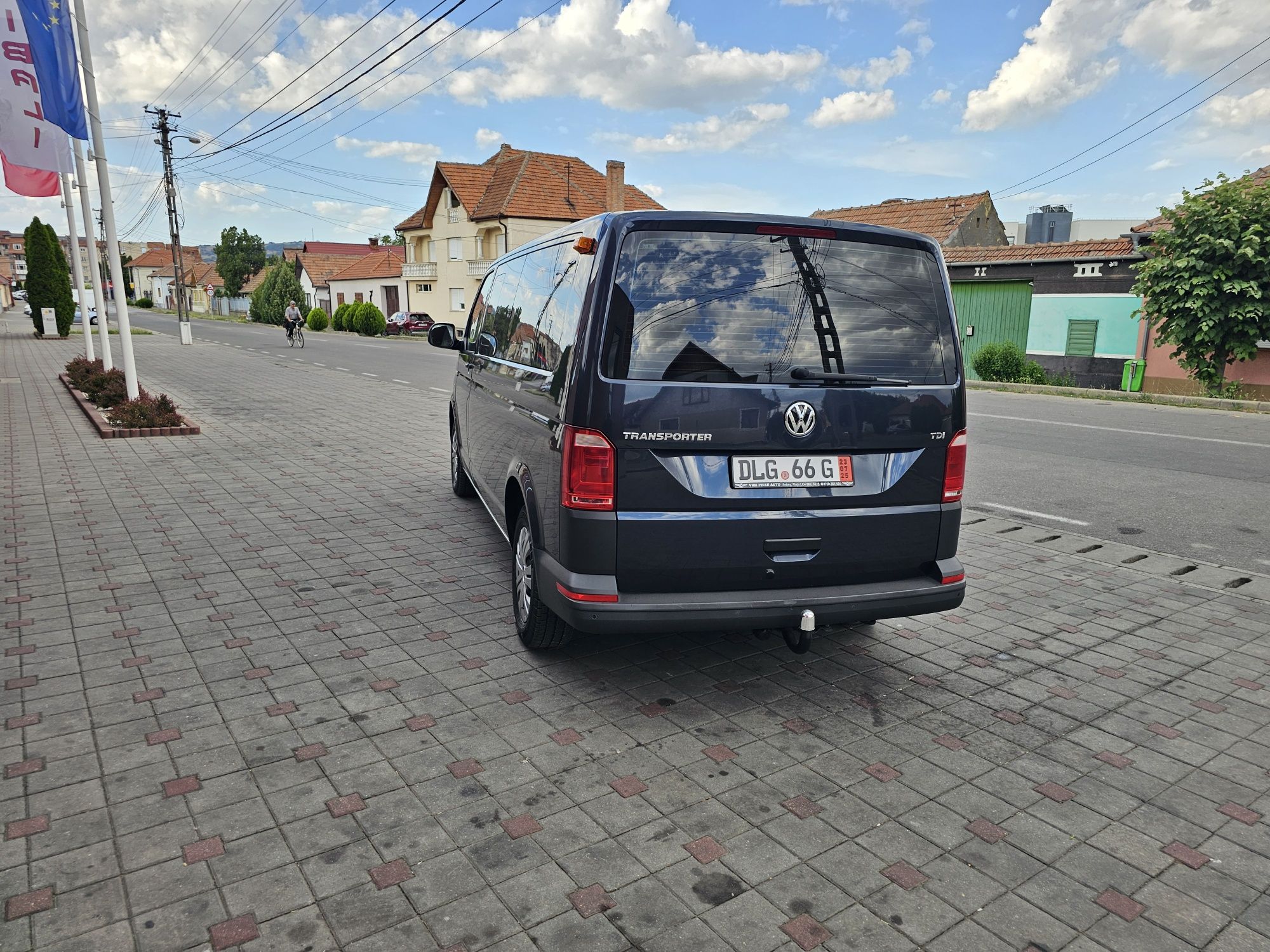 Vwv t6 an 2017  2.0tdi 8+1 locuri model lung