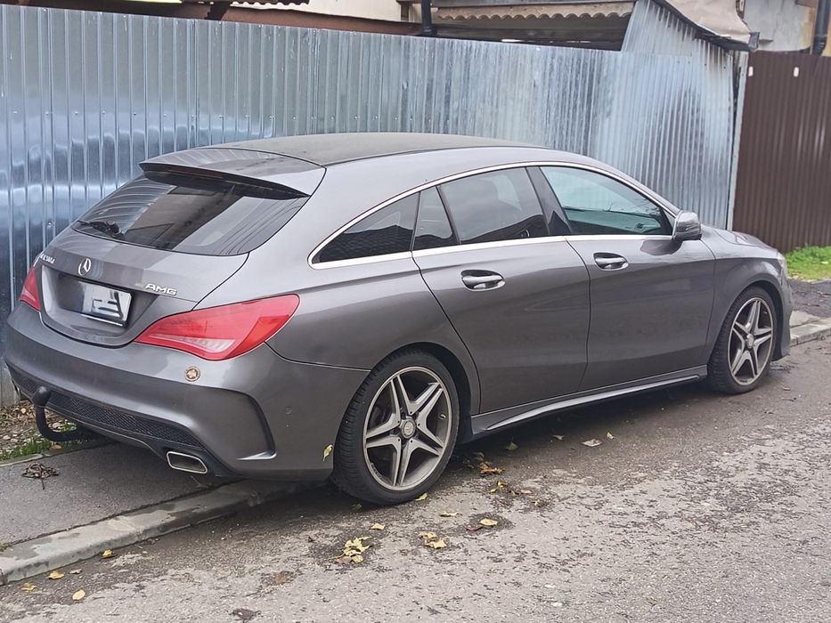 Mercedes-Benz CLA 200 d Shooting Brake AMG Line