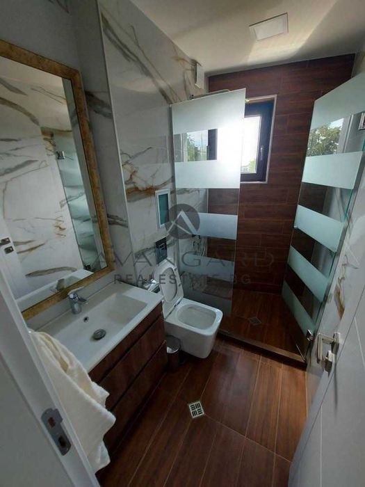 Продава се Двустаен апартамент в Пловдив, Младежки Хълм - 55 кв.м за 2910 €/кв.м - Снимка #7