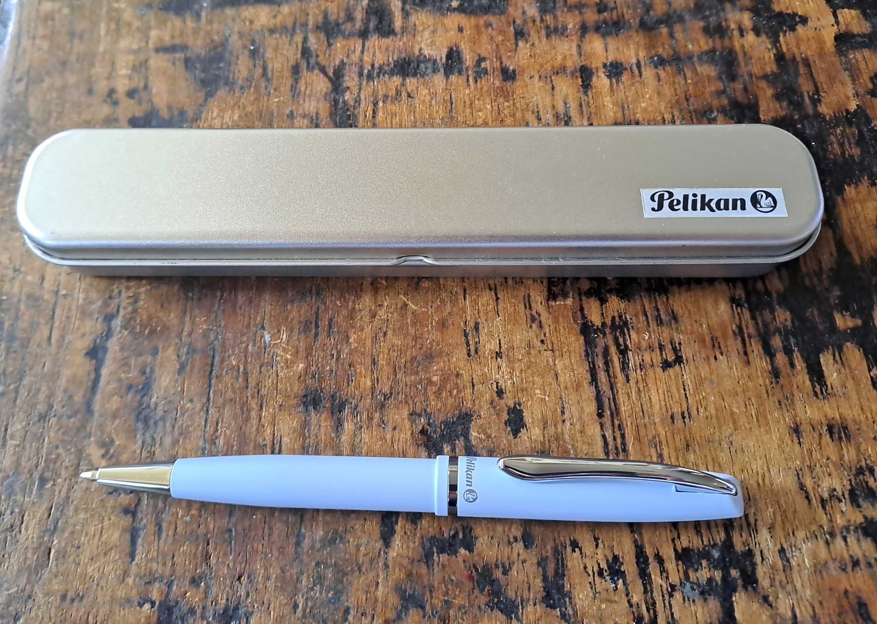 химикалка Пеликан в кутия, Peliкan Jazz Classic K35 цвят фуксия и др