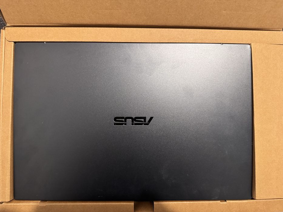 Asus ExpertBook B1 i5 windows 10 pro2022