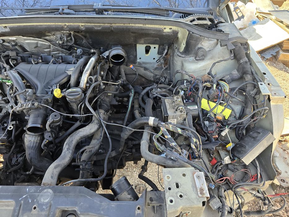 Peugeot 407 седан Пежо за части на части 2.0 HDI 136 RHR дизел