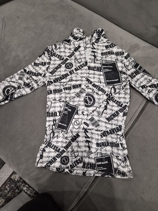 Блузка на Алеса.