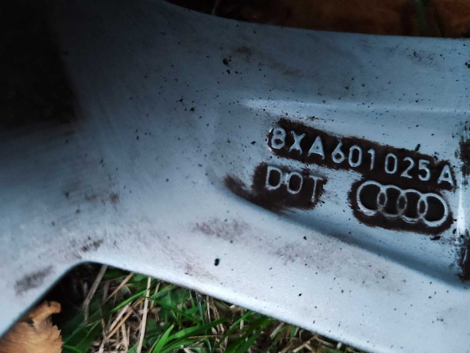 Ауди/Audi; VW/Volkswagen - 16 цола 5x100; 4 бр. оригинални лети джанти