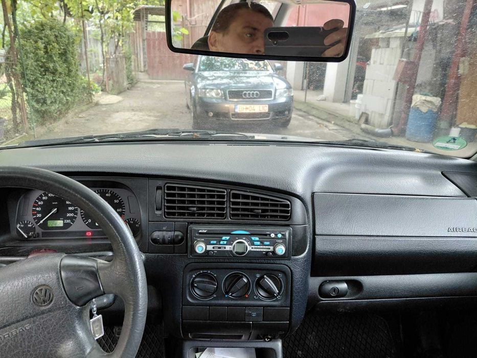 Vand VW GOLF III Benziner 1,6 liter in stare buna