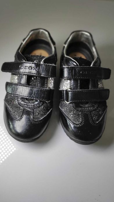 Детски обувки Geox 25 номер