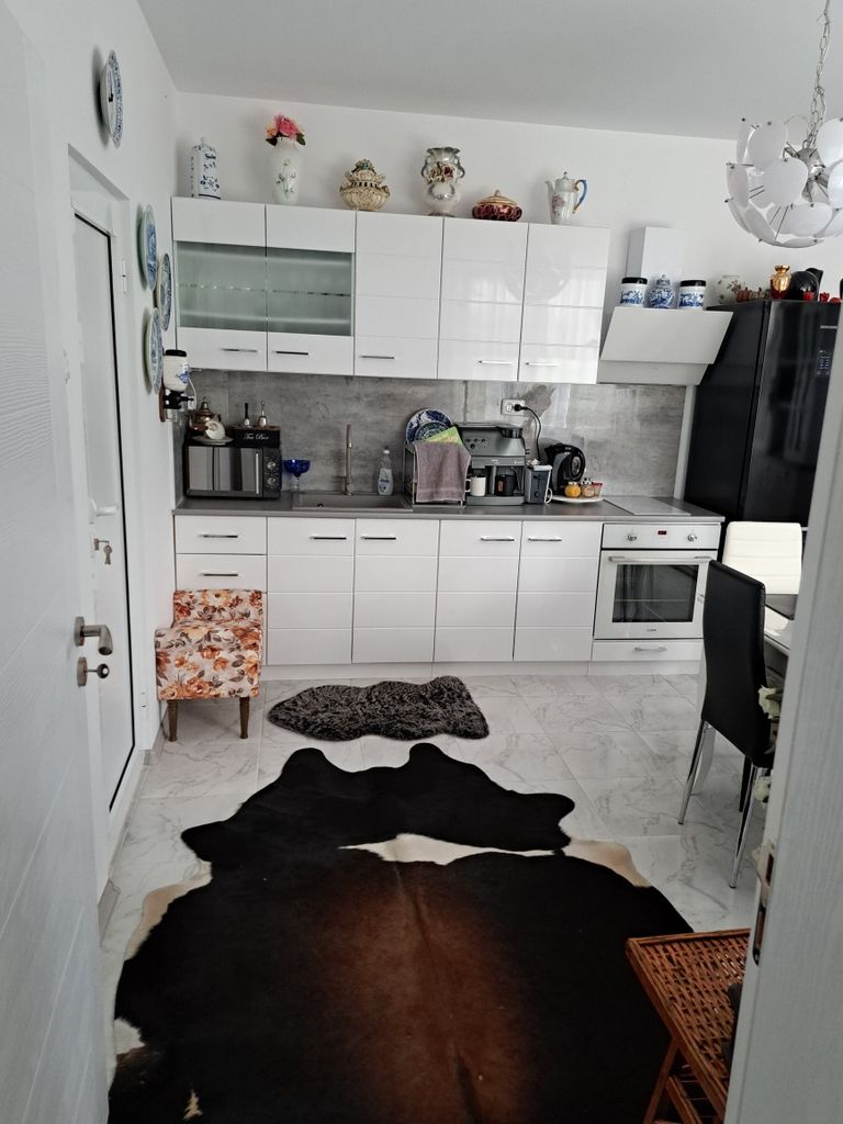 Продава се Къща в с. Горно Сахране, Област Стара Загора - 135 кв.м за 1020 €/кв.м - Снимка #1