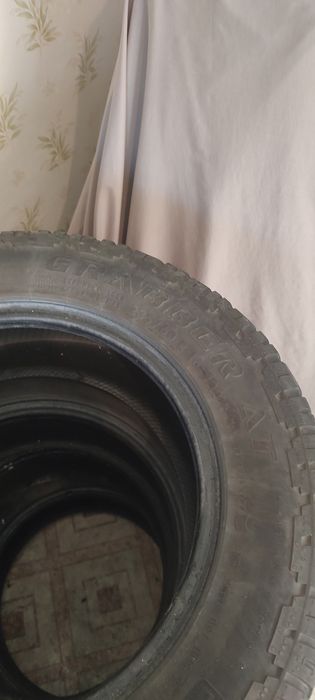 Гуми Grabber  235 60 16